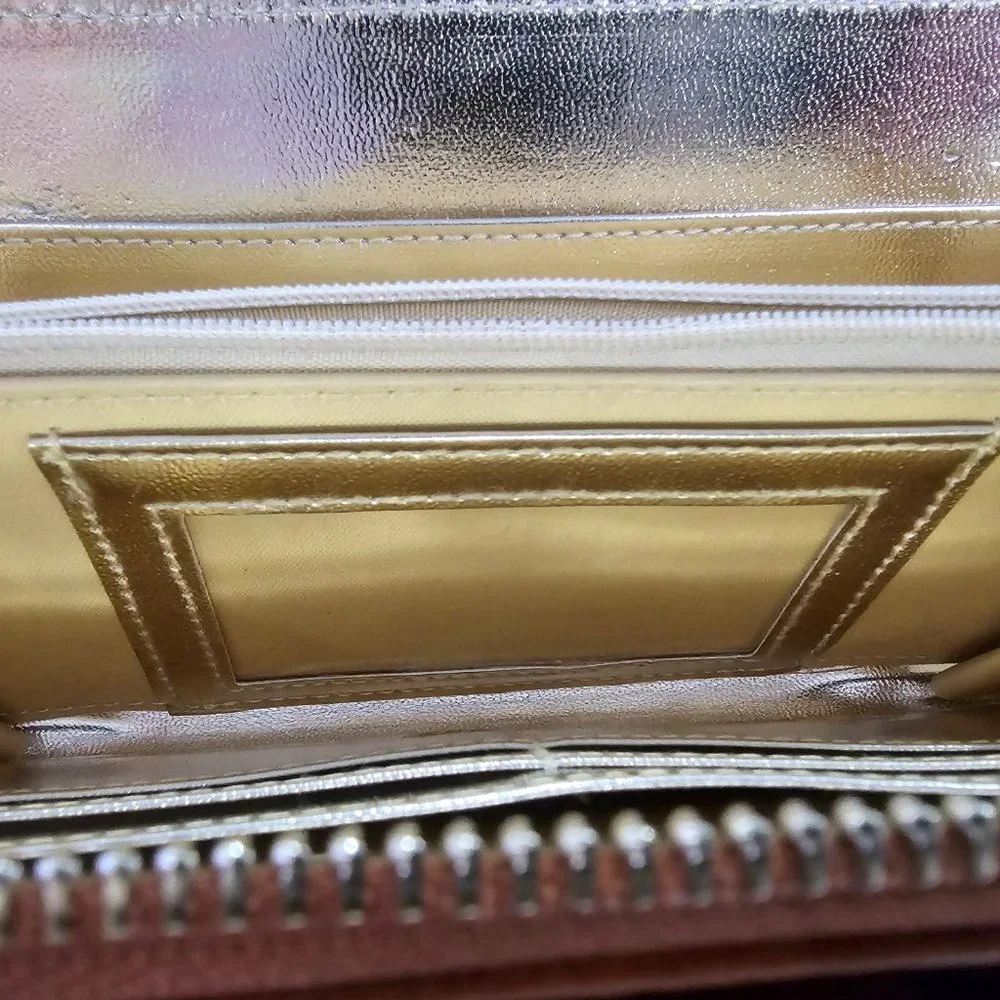 Women Wristlet Wallet Zip Around‎ Handbag Brown Leather? Gold Lined Fabric 9x5